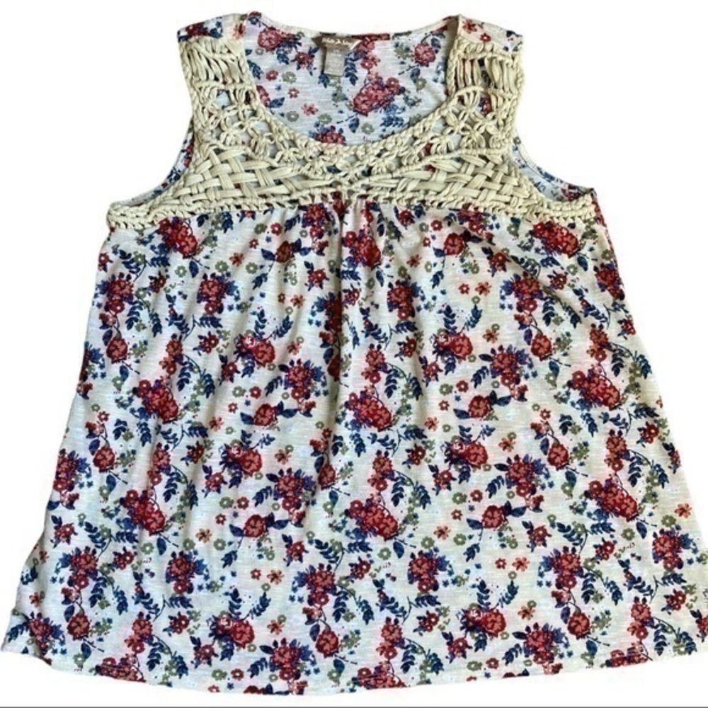 White Stag size Large (12-14) sleeveless top, floral print, white woven at top